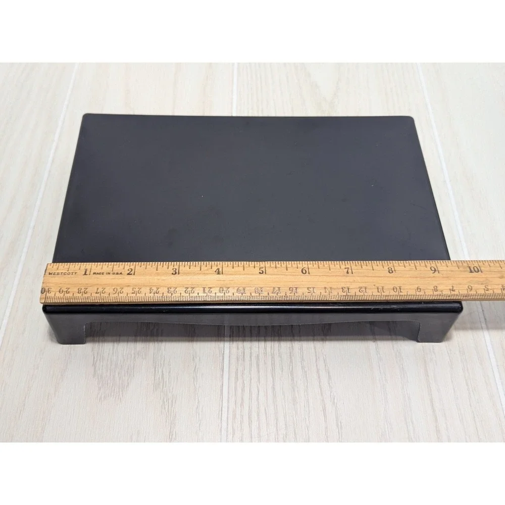 The Unbranded Brand measurements shown